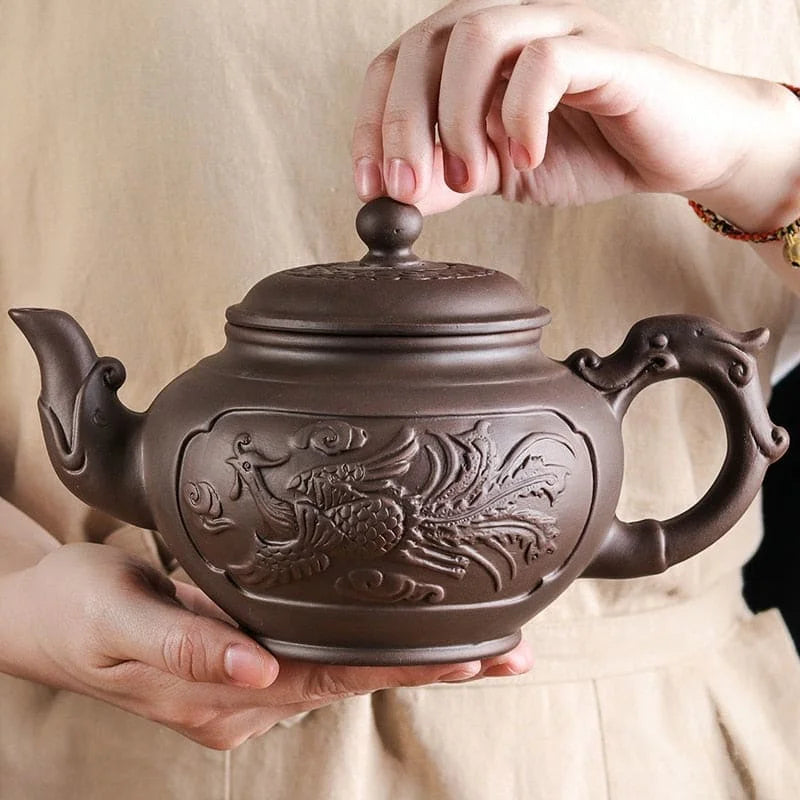 Chinesische teekanne ton mit hahnmotiven 750ml