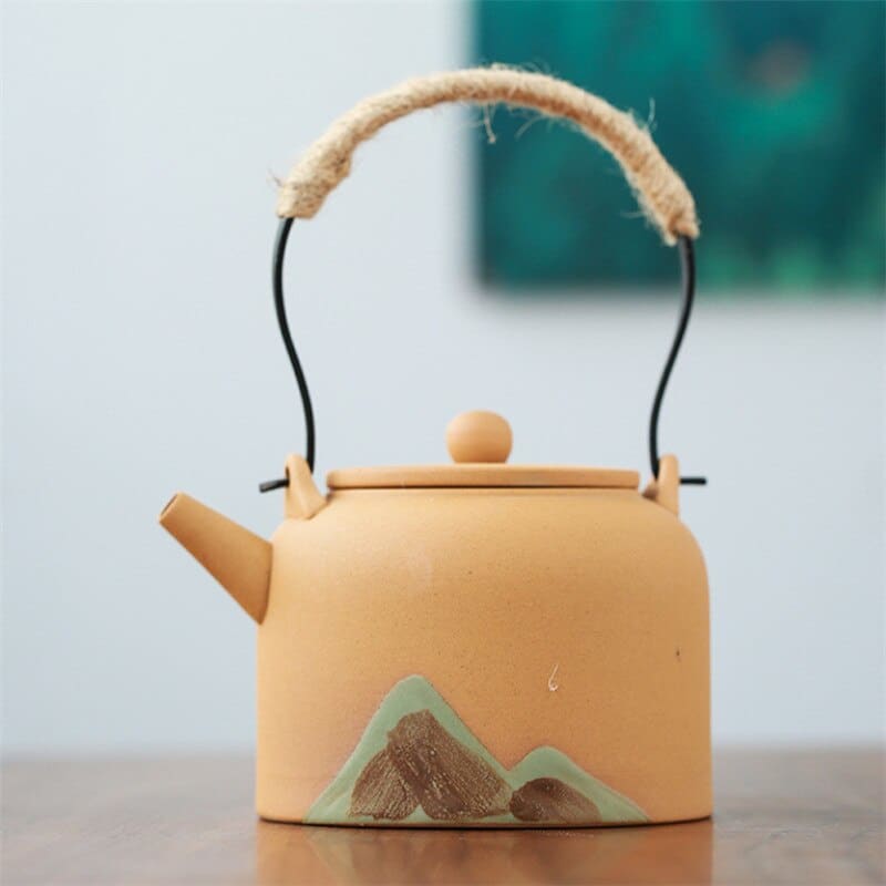 Japanische teekanne mit bergmotiven aus keramik 350ml