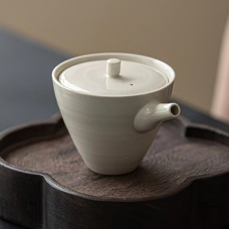 Teekanne weiß keramik
